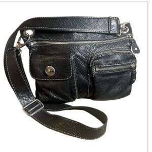 ROOTS Canada Village Pebbled Black Leather Crossbody Messenger Bag